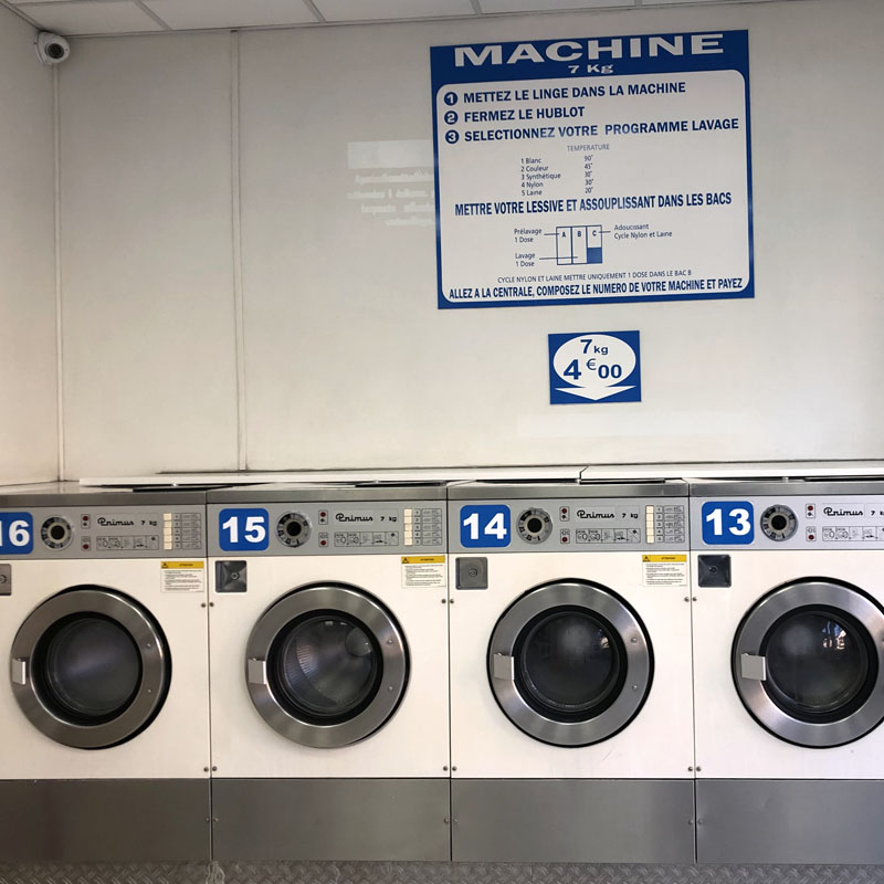 Laverie automatique Noisy-le-Sec 93 - Be de la République - Machines à laver professionnelles et caméra de surveillance